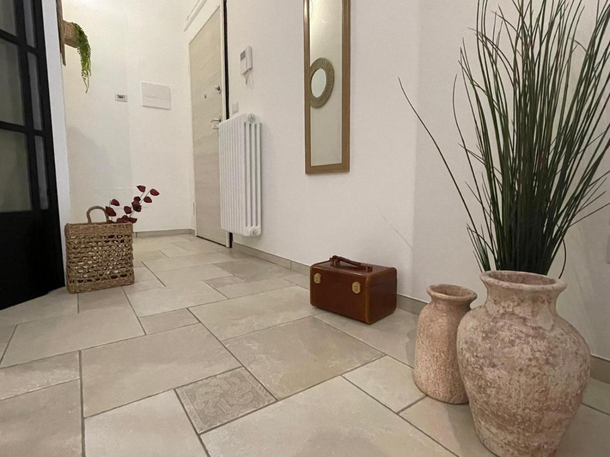 Maioliche Apartment Margherita Di Savoia Bagian luar foto