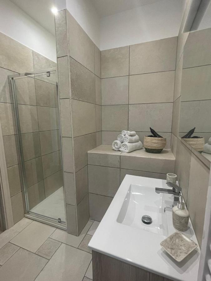 Maioliche Apartment Margherita Di Savoia Bagian luar foto