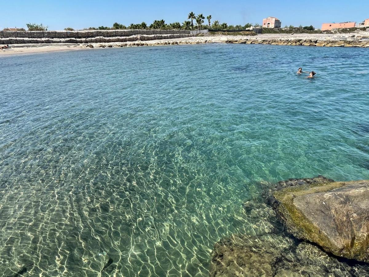 Maioliche Apartment Margherita Di Savoia Bagian luar foto